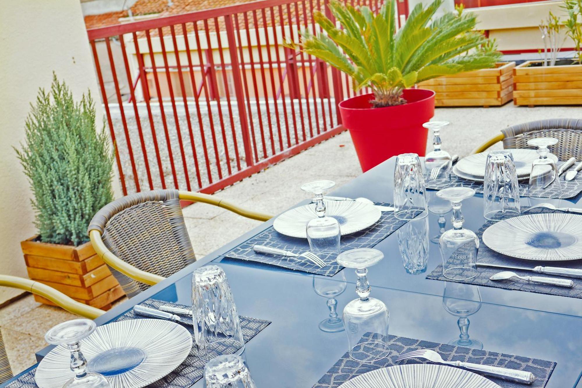 Le Penthouse Des Halles Perpignan Exteriör bild