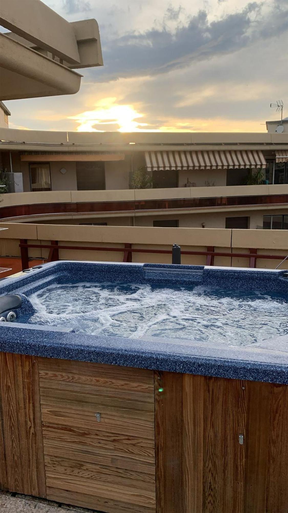 Le Penthouse Des Halles Perpignan Exteriör bild